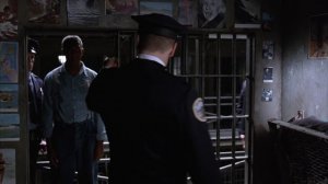 Энди Дюфрейн сбегает из Шоушенка (1 часть) / Побег из Шоушенка (1994) HD