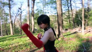 Skarlet VS Johnny Cage (Mortal Kombat Cosplay Action)