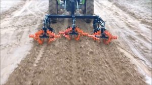 ОКУЧНИК С ЕЖАМИ В РАБОТЕ