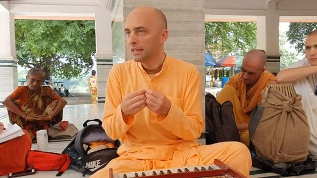 Как молиться Нарасимхадеву? В чём заключается главная защита? Как доверять Господу? смотреть онлайн