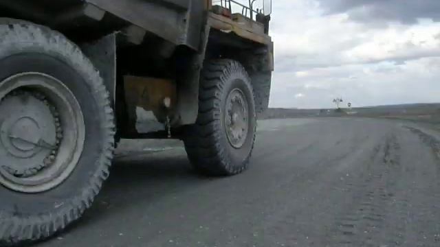 мимо нас проехал белаз смотреть онлайн