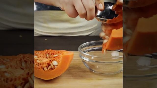 Как Нарезать и Очистить Тыкву? Лайфхаки! смотреть онлайн