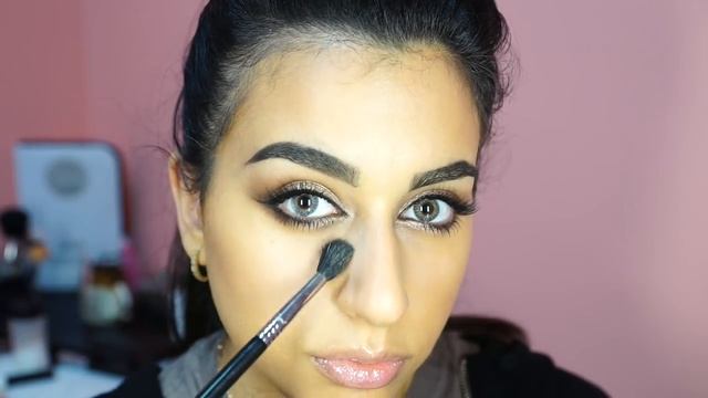 BEST MAKEUP TRICK:How to not let glasses ruin your foundation! смотреть онлайн