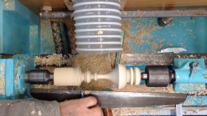 Ход конем! Точим шахматного Ферзя из дерева на токарном станке.