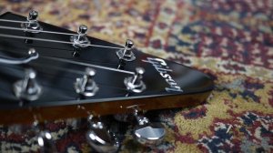 NEW Gibson Flying V, Antique Natural