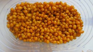 Перетерта облепиха с сахаром без косточек