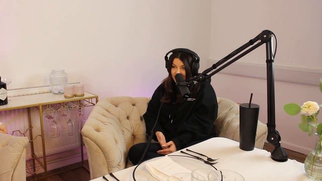 The Unfiltered Bride Podcast - Ep7 смотреть онлайн