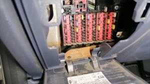 Ford Tourneo Connect Fuse Box Location