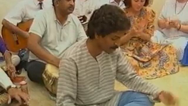 Sahaja Yoga Meditation Music - Range De Jhini смотреть онлайн