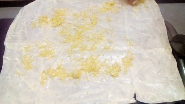 Рулет с начинкой из шпрот,сыра и яйца.Шпротная закуска из лаваша.