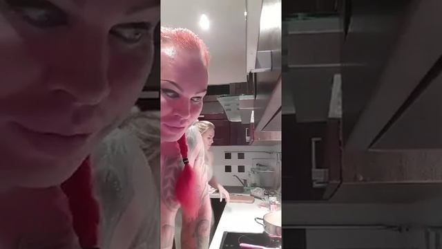 Саша и Мася Шпак - Ирэн и Александр Мещанские(@aleksander.shpak @masyashpakofficial) • Instagram 1 смотреть онлайн