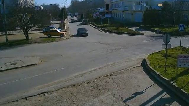 Перекрёсток в Щёлкино, 21.02.2014 - time-lapse с камеры 2 смотреть онлайн