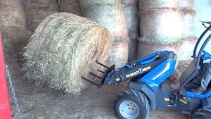 Вилы для снопов сена на мини погрузчик Multione