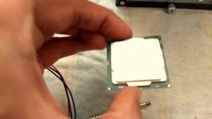 Замена термопасты, как поменять термопасту,