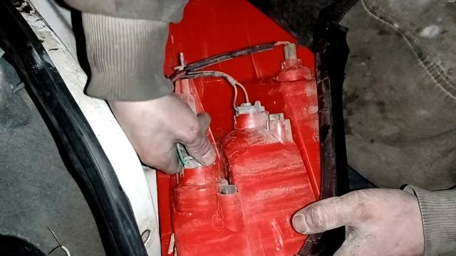 чери вери Chery Very A13 замена лампочки габаритов и стоп сигнала в задней фаре