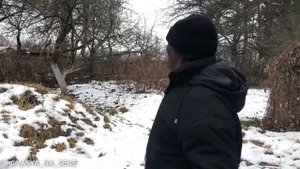 АФРИКАНСКИЙ ПЕНСИОНЕР ЖИВЕТ НА 8000р В РУССКОЙ ДЕРЕВНЕ