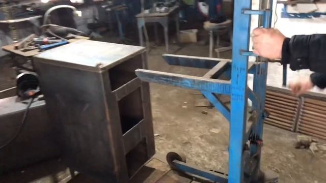 Погрузчик ручной самодельный. Рокла механическая. Штабелер.