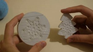 Делаем елочные игрушки из гипса.