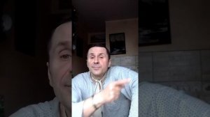 отличить украинца от хохла?????