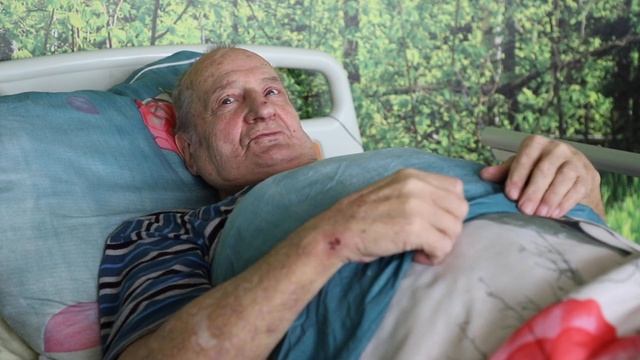 Уход за лежачими больными смотреть онлайн