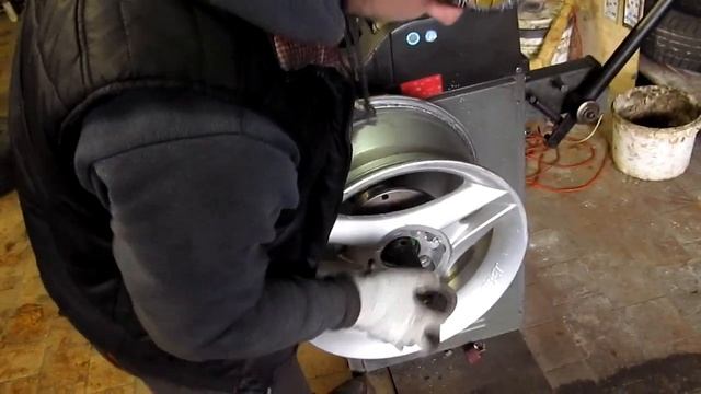 Диски [1] Фотошопим / Едем покупать / Правка смотреть онлайн