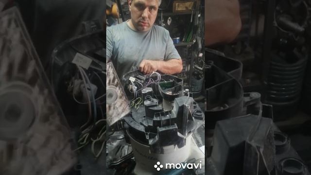 Makita VC3012L смотреть онлайн