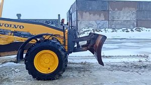 Автогрейдер Volvo G976 экспресс-обзор от Пудан Дениса