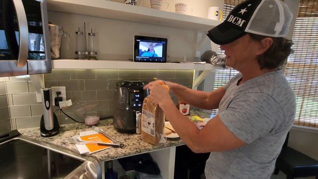 Ninja Air Fryer Complete Review and Cooking! смотреть онлайн