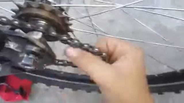 Новое видео Поставил трещетку смотреть онлайн