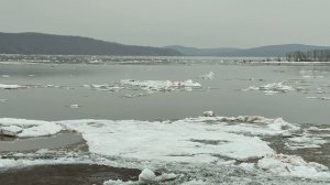 25.04.2023 Вечер №6 Первый день ледохода, река Амур в Комсомольске-на-Амуре