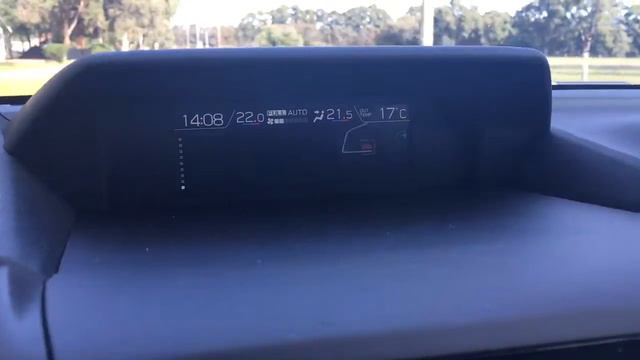 MY18 XV Top Multifunction Display смотреть онлайн