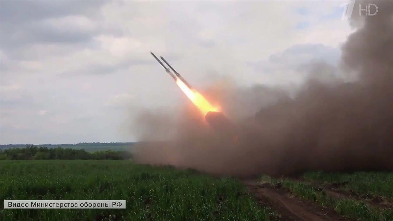 ВС РФ за неделю нанесли 24 групповых удара высокоточным оружием и беспилотниками по объектам ВСУ