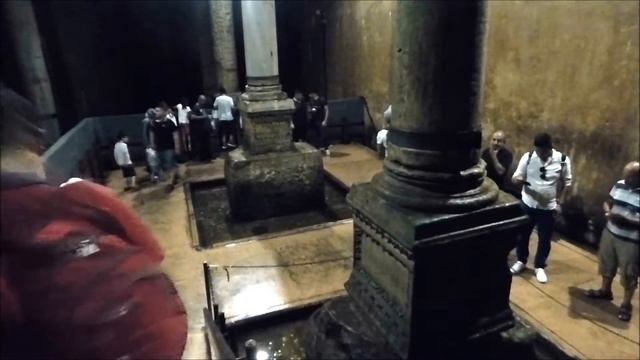 Цистерна Базилика  (Basilica Cistern)  (Yerebatan Sarnici) (С) Юрий Кононов.
