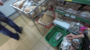 ПРОНИКЛИ В ПОДСОБКУ МАГАЗИНА - Просрочка Патруль. Киров