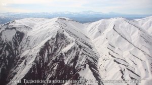 Взлет вертолета, Горы Памира, вид из кабины