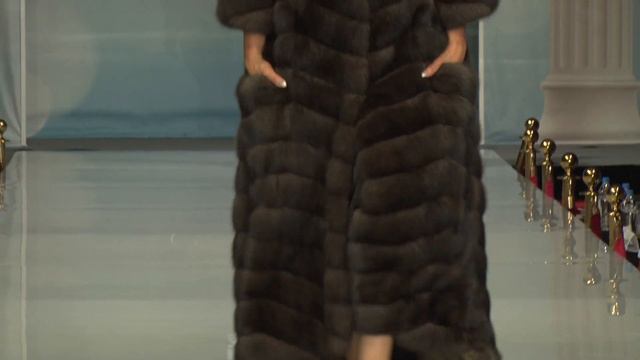 Показ коллекции Julia Dilua на Estet Fashion Week. 11.11.22