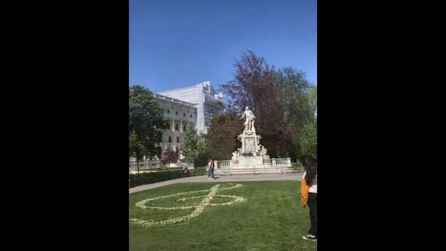 Vienna Erdberg & 3 Bezirk Landstraße смотреть онлайн