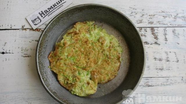 Кабачковый торт с помидорами и чесноком вкусный и сочный