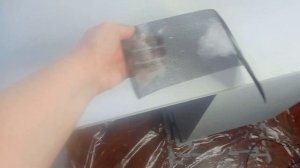 Перекрашиваю мебель в белый цвет. [Как покрасить стол, часть вторая.]