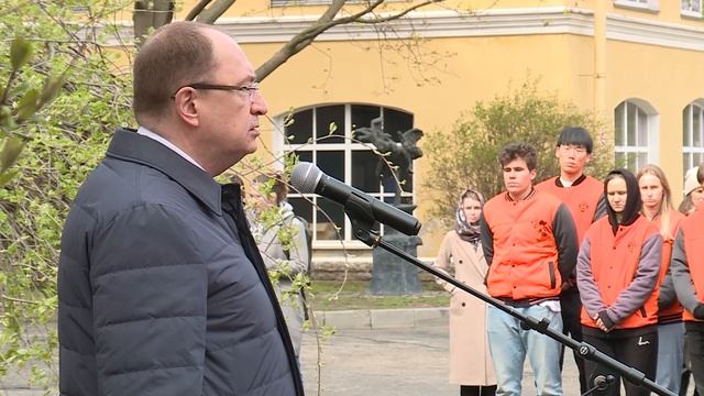 Новости СПбГУ: Церемония возложения цветов, приуроченная к празднованию Дня Победы