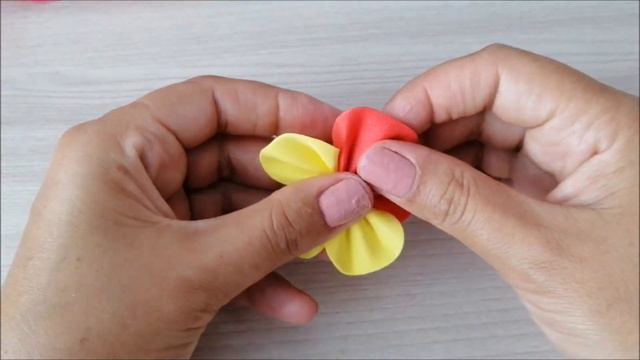 Просто! Быстро! Красиво!🌸 Посмотрите какие удивительные цветы получились из фоамирана👌🌺🌺🌺