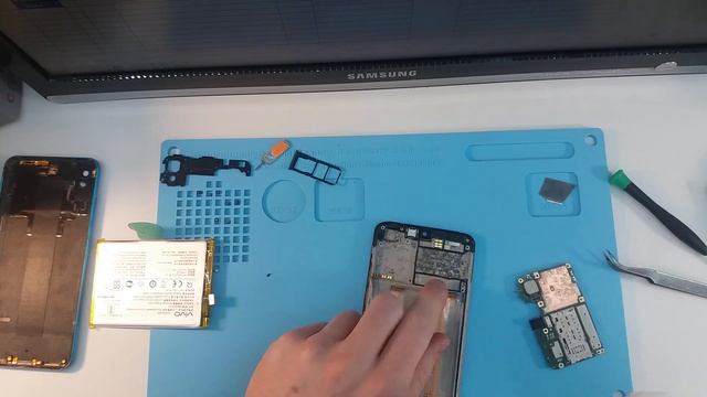 Vivo Y1s разборка, ремонт, замена кнопок смотреть онлайн