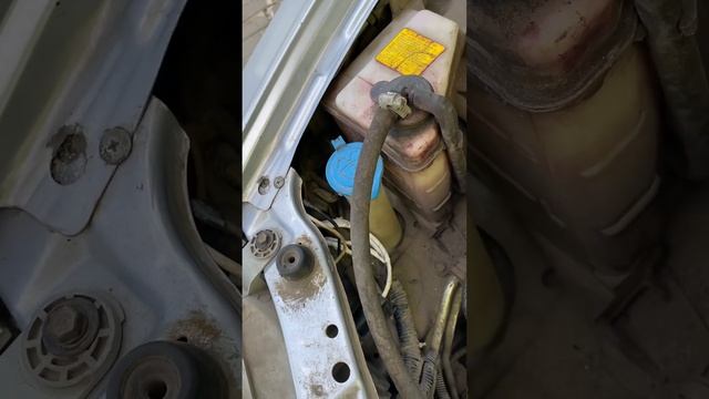 Hyundai accent, горит дальний при включении ближнем. Не выключаются габариты, проблемы с освещением смотреть онлайн