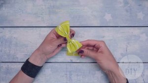 Бантик на резинку для волос. Очень просто! Как сделать бантик из ткани своими руками