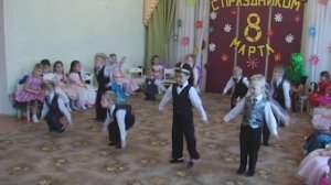 Утренник 8 марта танец "Птиц" средняя группа
