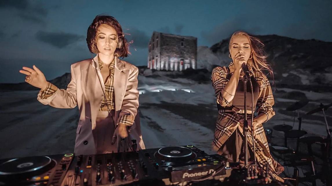 Giolì & Assia - #DiesisLive @Punta Bianca, Agrigento