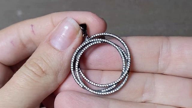 Разные интересные серебряные украшения аметисты ?