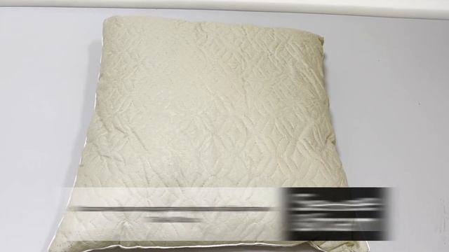 Гипоаллергенная мягкая подушка с наполнителем из холлофайбера 70 на 70 см смотреть онлайн