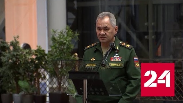 Шойгу вручил медали "Золотая Звезда" героям спецоперации - Россия 24