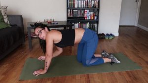 I Tried A Blogilates Workout!